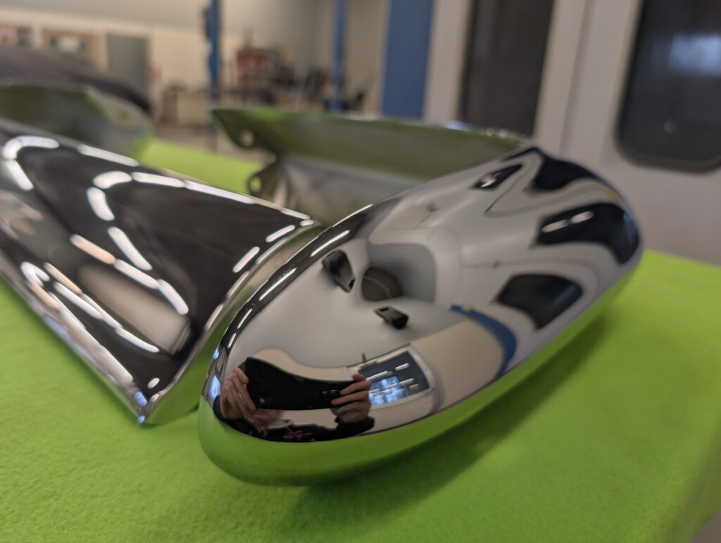 Chrom Renovierung Autoteile